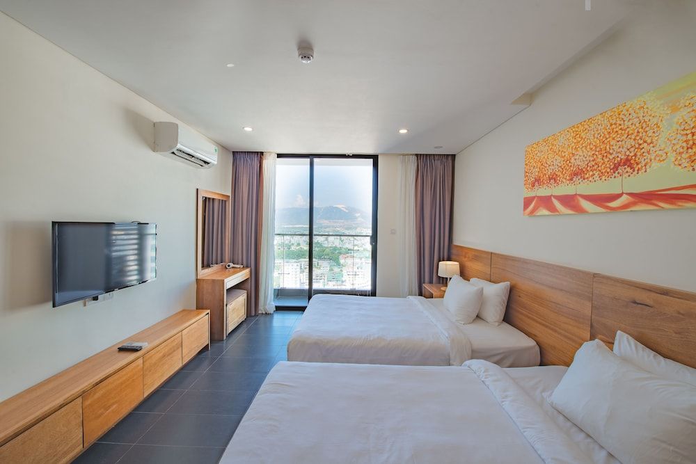 Executive 01 Bedroom Apartment with City View (for 04 adults)