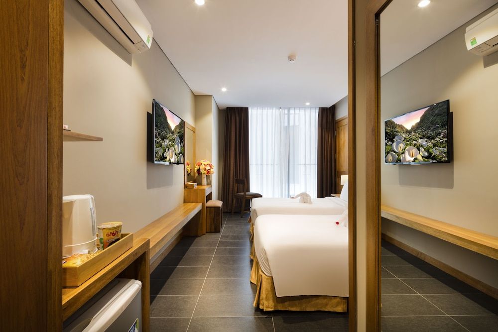 Senior Room, 2 Double Beds, Balcony