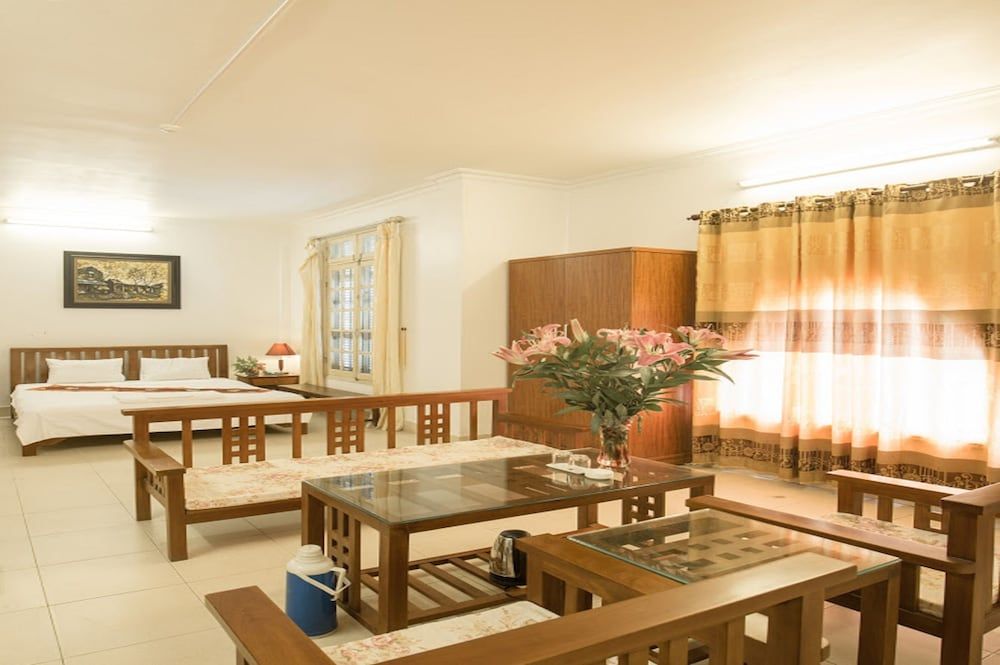 undefined Trang An Plaza Hotel 4