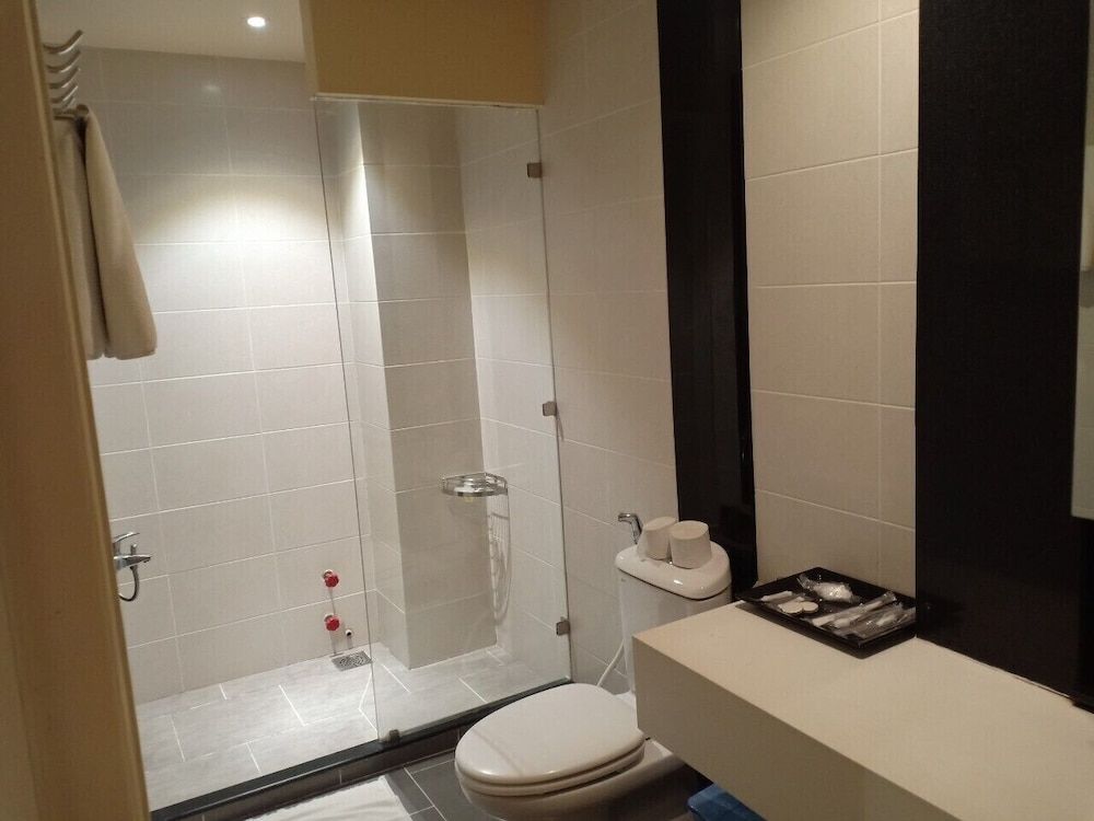 Diamond Suite Hai Ba Trung Family Apartment, Balcony 13