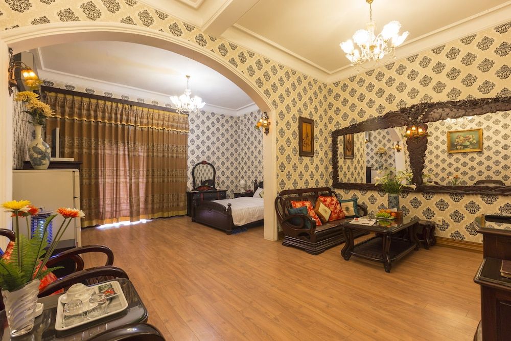 undefined Dragon Hotel 6