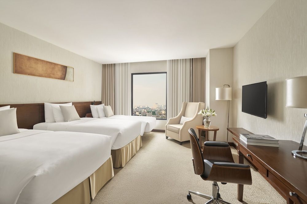 Premium Triple Room, City View