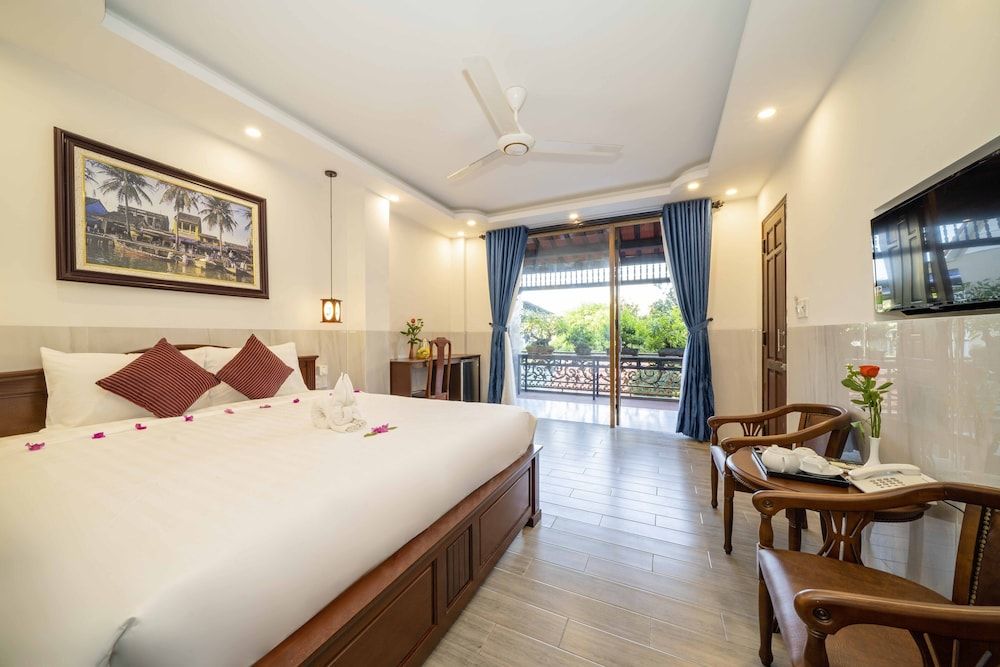 Bonsai Villa Hoi An Deluxe Room, Garden View 2