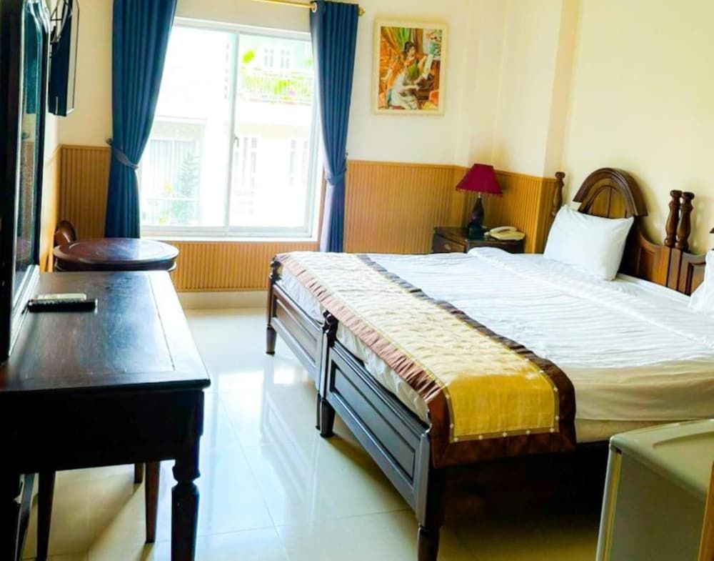 Hoang Le Hotel Twin Room 5