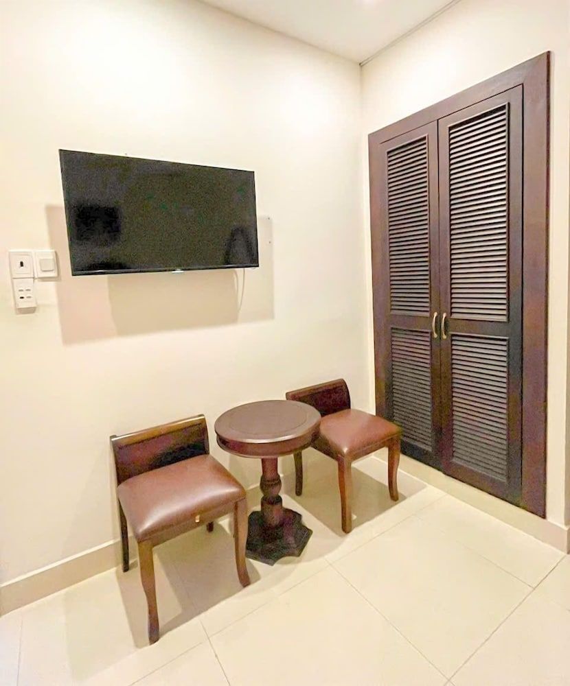 Hoang Le Hotel Twin Room 9