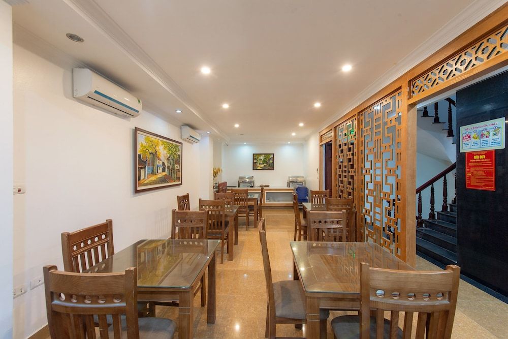 undefined Super OYO Capital O 387 Bach Duong Hotel 6