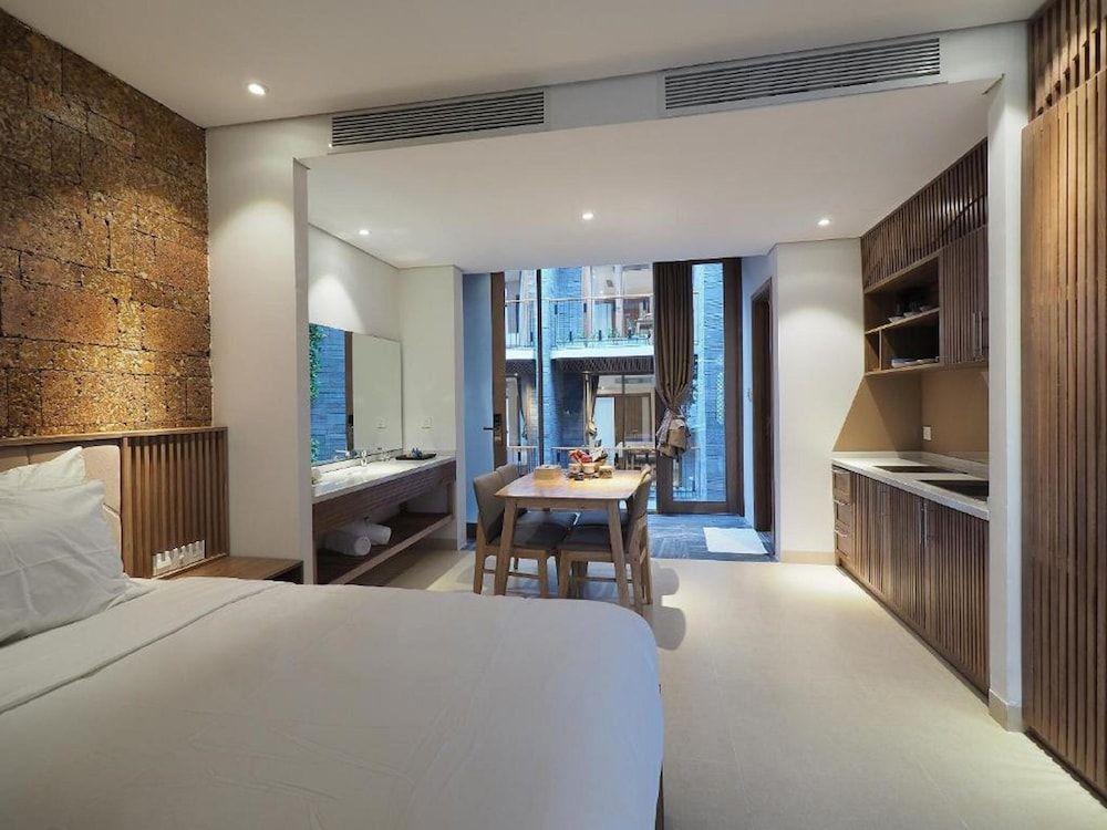 Minh House Boutique Studio, Balcony, Pool View