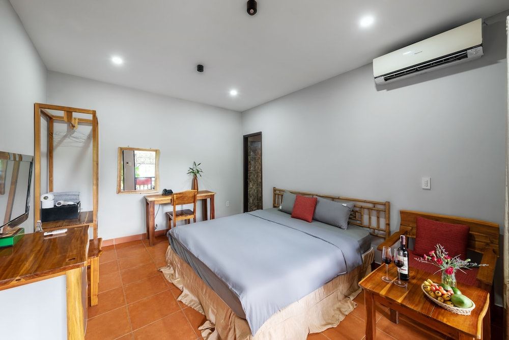 Premium Double Room, Pool View