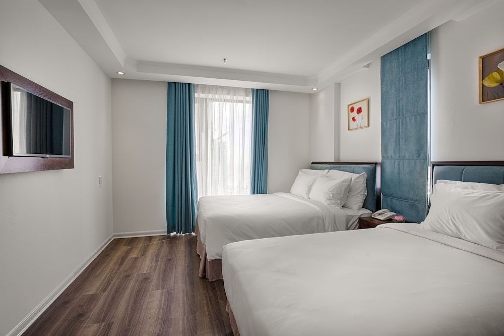 undefined Adaline Hotel & Suite 8