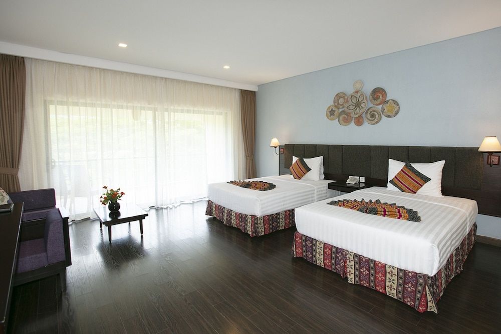 Serena Resort Kim Boi Deluxe Nature View Twin 3