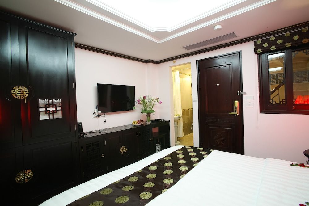 Church Legend Hotel Hanoi Classic Double or Twin Room, 1 Bedroom, Non Smoking, Courtyard Area 9