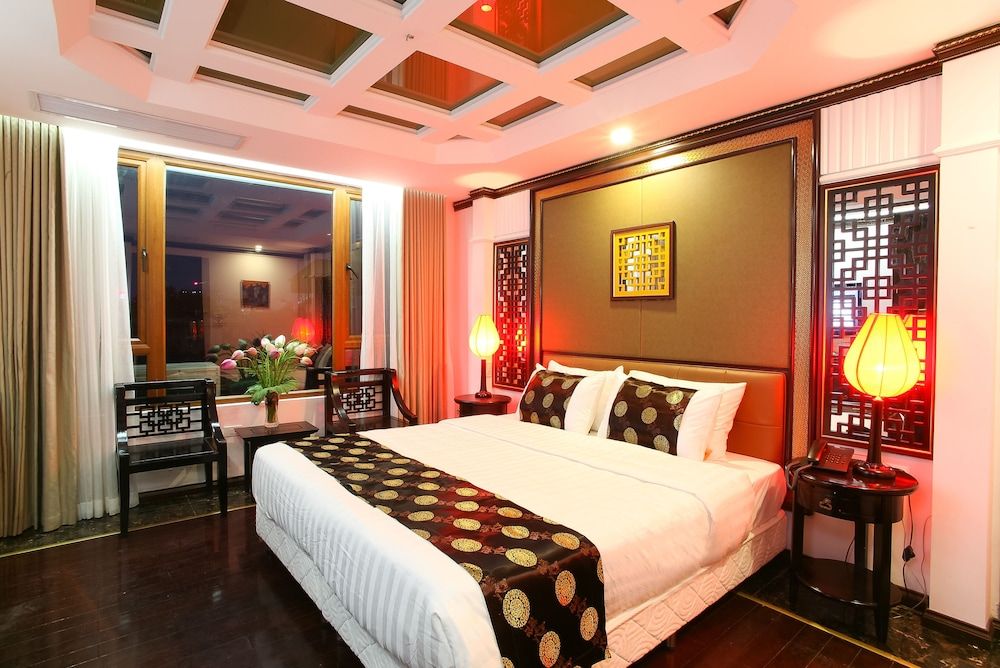 Church Legend Hotel Hanoi Deluxe Room (with Church View) 2