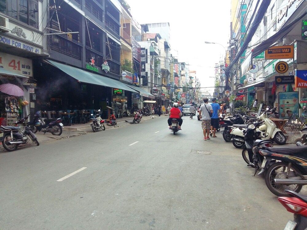 undefined OYO 1144 Giang Son 3 Hotel 9