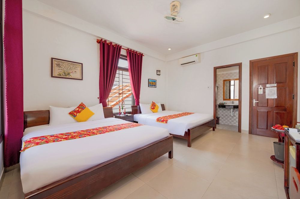 undefined Quynh Chau Homestay 9