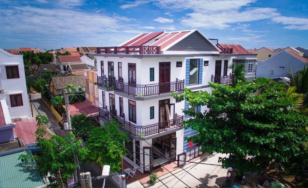 undefined Quynh Chau Homestay 8