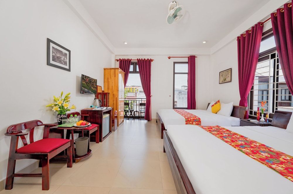 undefined Quynh Chau Homestay 10