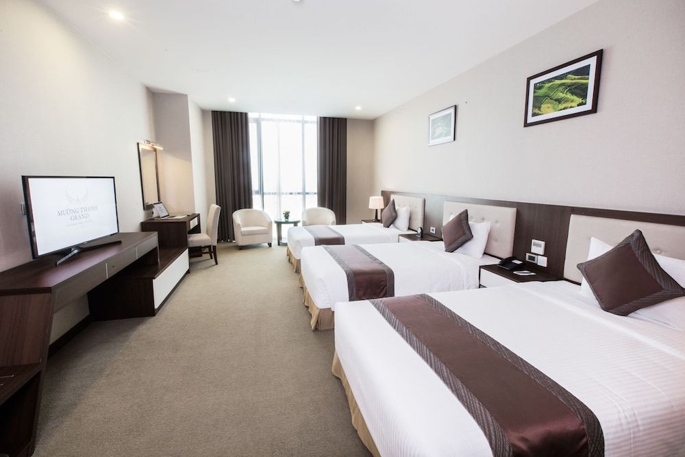 Muong Thanh Grand Hoang Mai Hotel Deluxe Triple Room 6