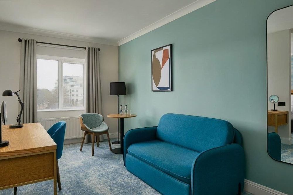 Waterford Marina Hotel Family Room 5