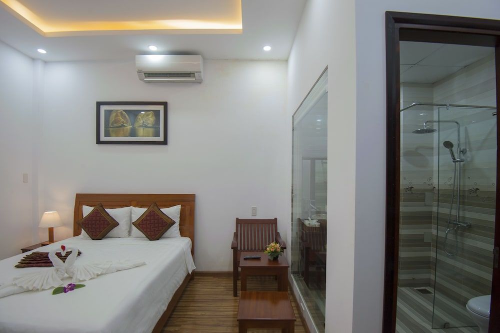 undefined Hoi An SunLake Villa 10