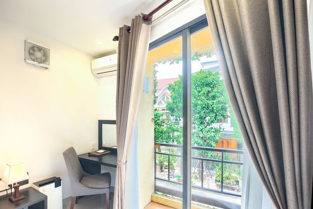 The Blossom Resort Island Da Nang Deluxe King Street View - Onsen, Sauna, Steam Sauna Inclusive 12