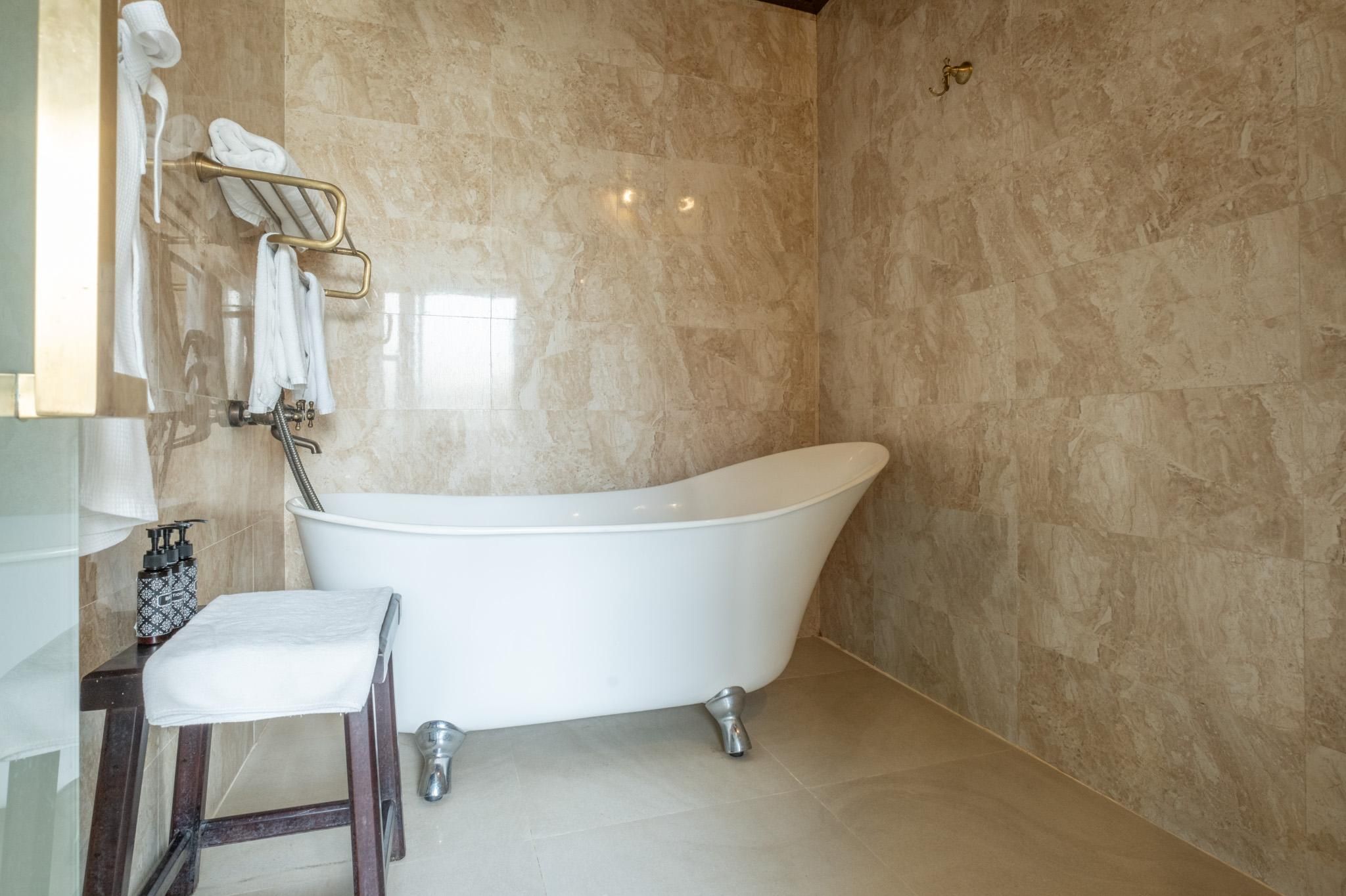 Twin Villa with Steam Sauna - Onsen Package Included