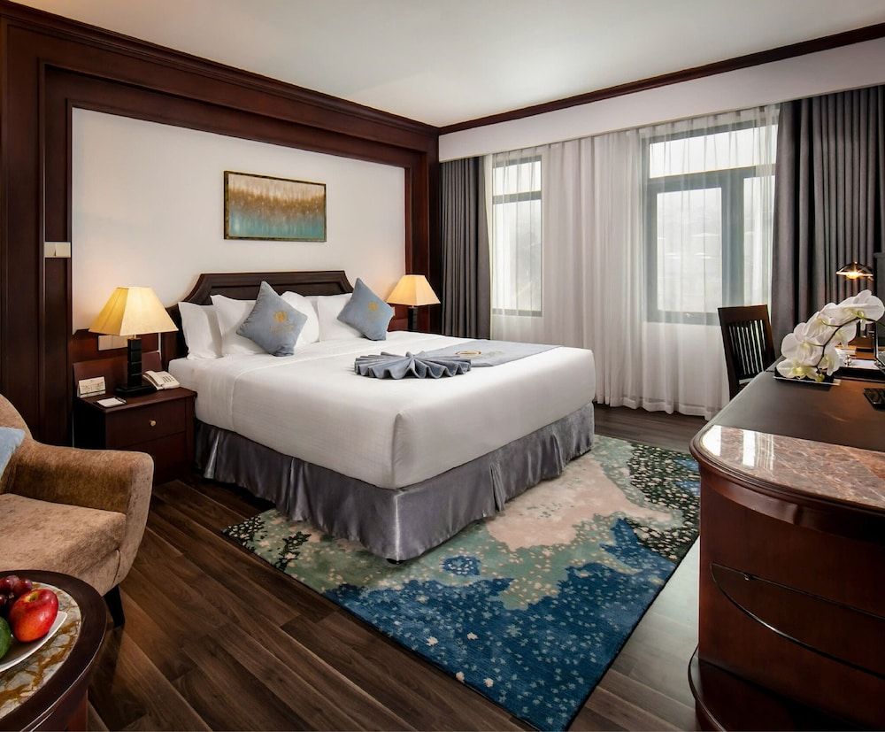 Nam Cuong Hai Duong Hotel Deluxe Double or Twin Room 7