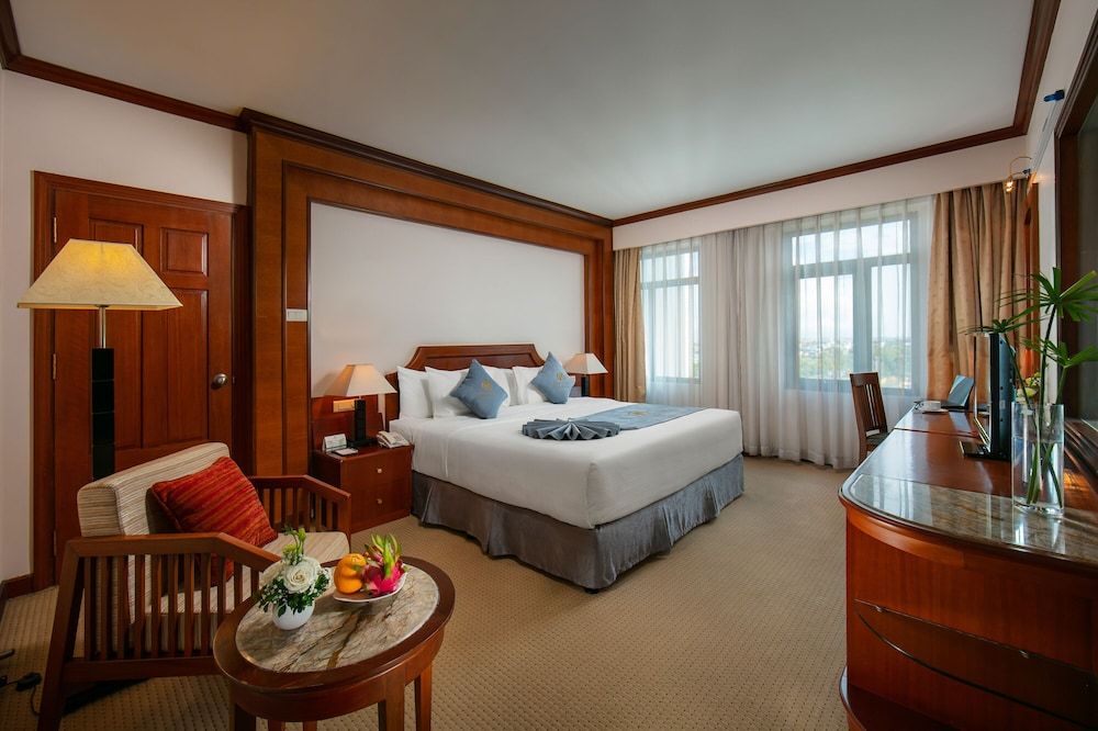 Nam Cuong Hai Duong Hotel Deluxe Double or Twin Room 4