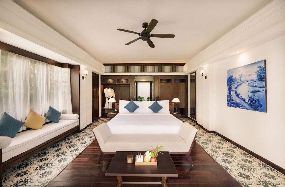 Premium King Room