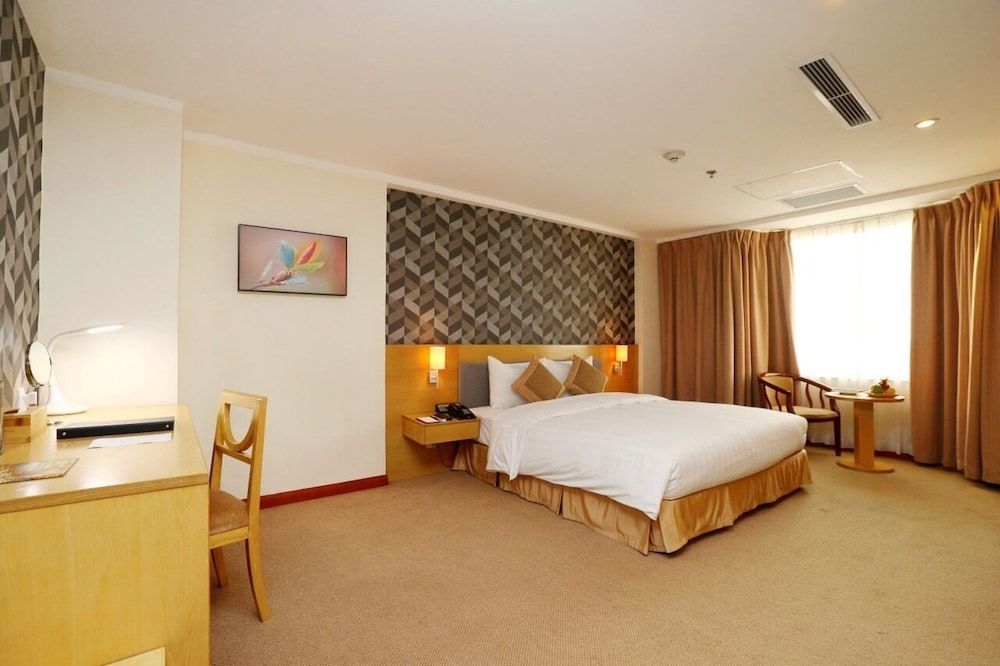 Junior Room