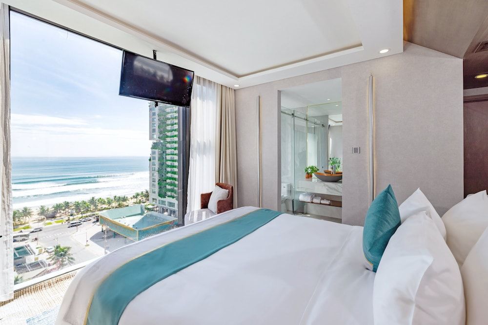 undefined Cicilia Hotels & Spa Danang 5
