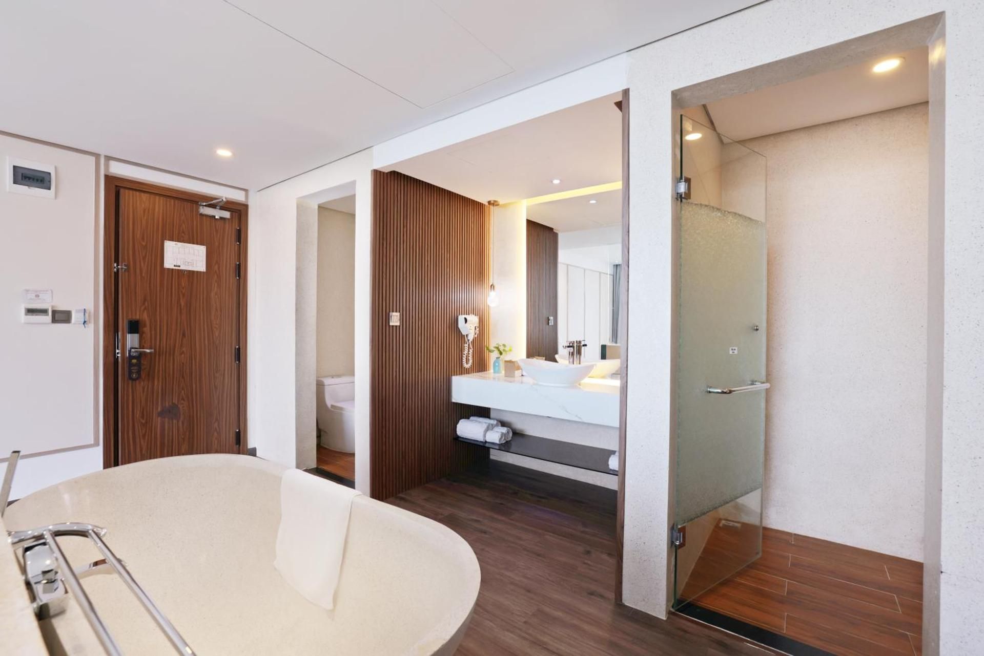 undefined Cicilia Hotels & Spa Danang 9