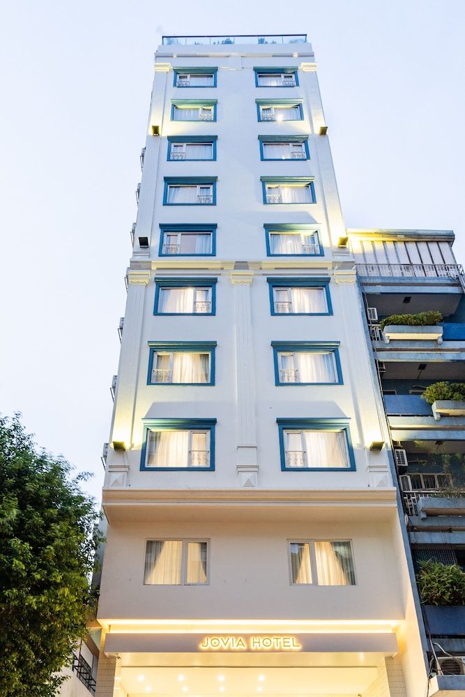 undefined Jovia Hotel 4