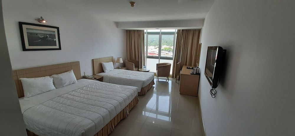 Superior Triple Room, River View