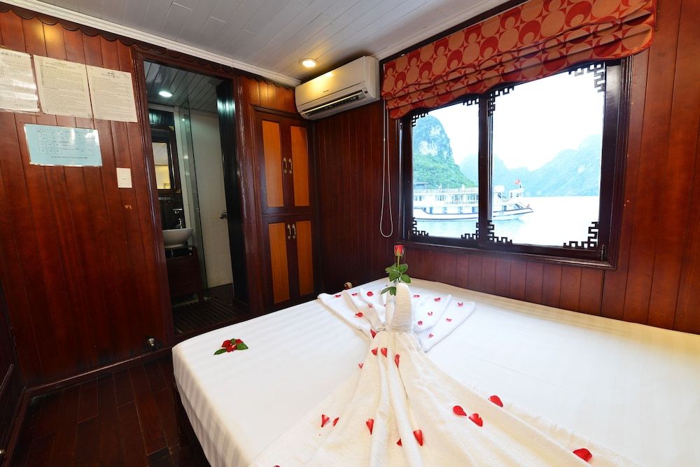 undefined Imperial Classic Cruise Halong