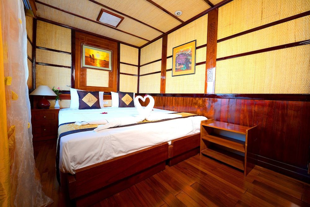 undefined Imperial Classic Cruise Halong 9
