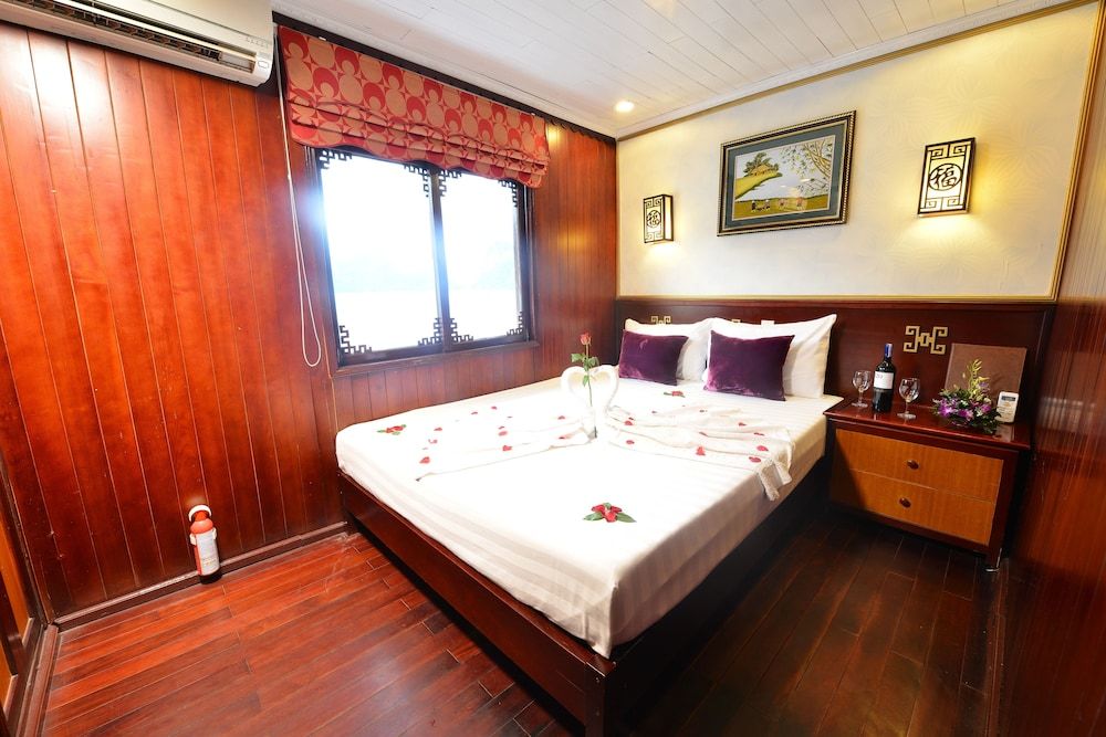 undefined Imperial Classic Cruise Halong 8