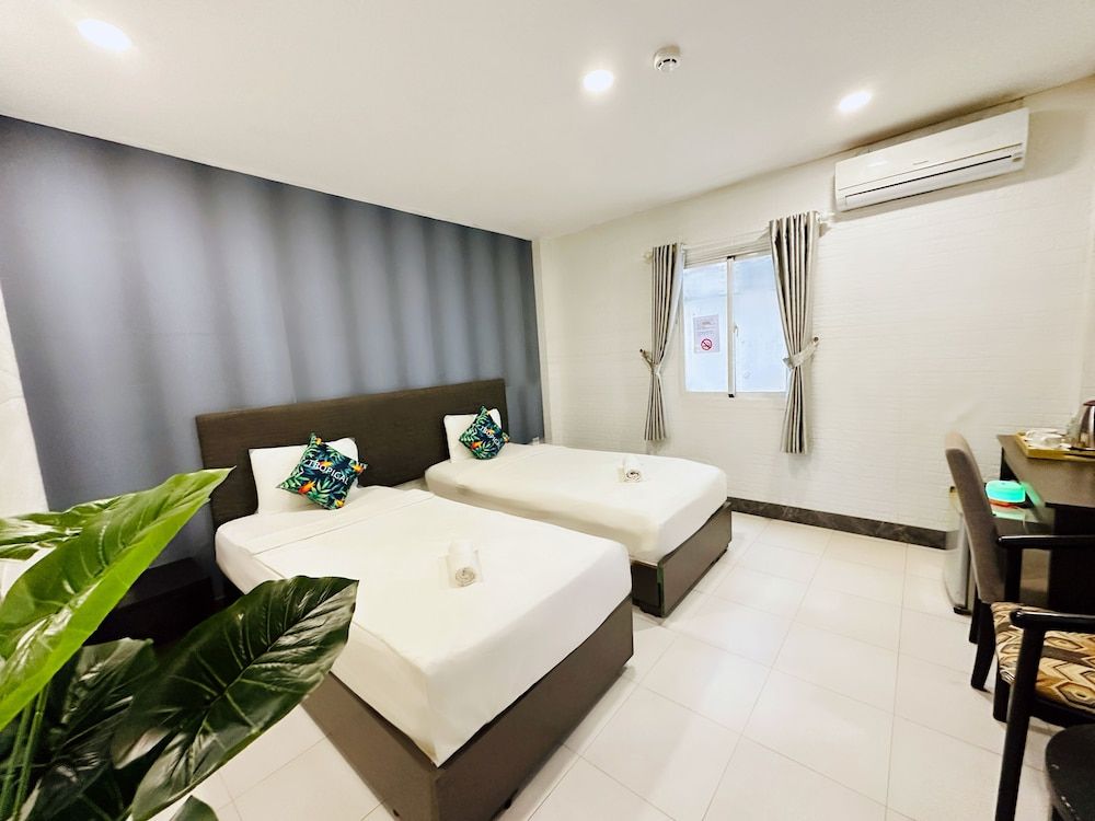 Superior Twin Room