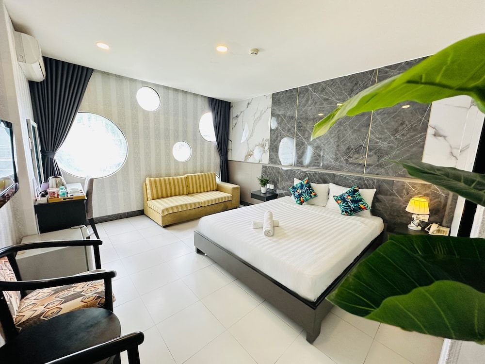 undefined Centana Saigon Hotel 3