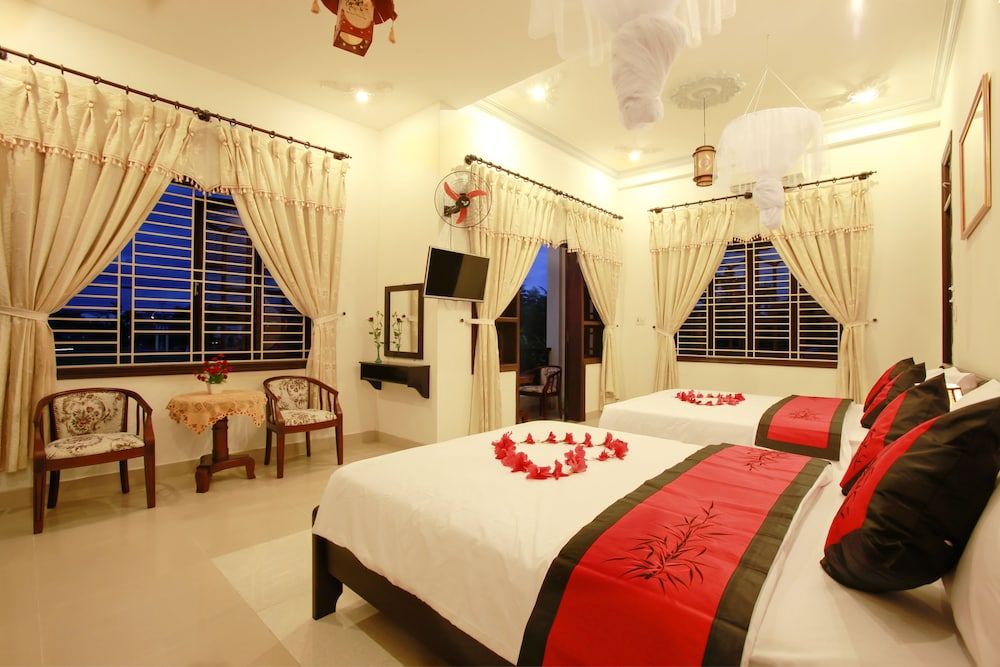 Family Room (Rice Fields View)