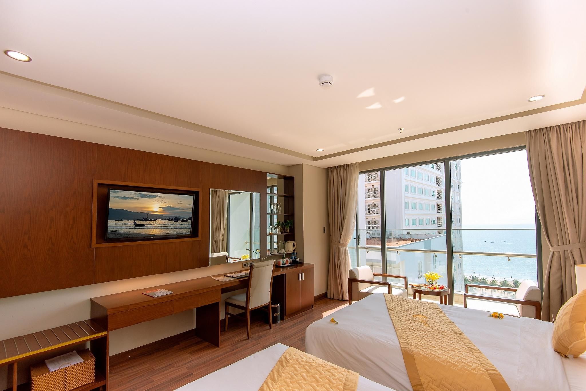 Family Deluxe Sea View