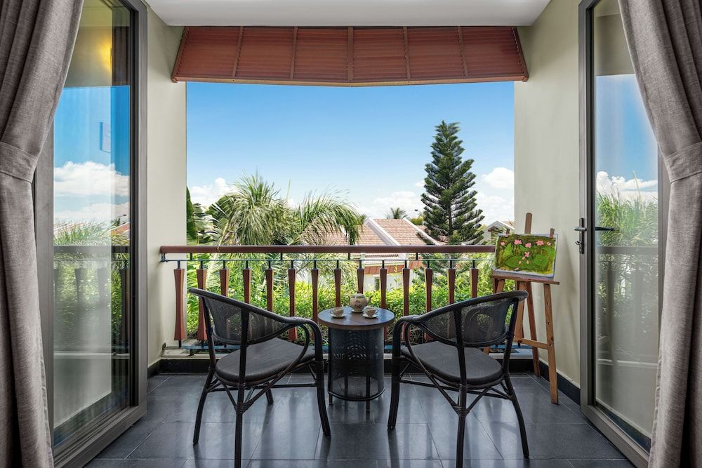 Silk Sense Hoi An River Resort Superior Double Room, Balcony, Garden View 3