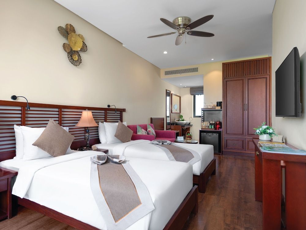 Silk Sense Hoi An River Resort Superior Double Room, Balcony, Garden View 2