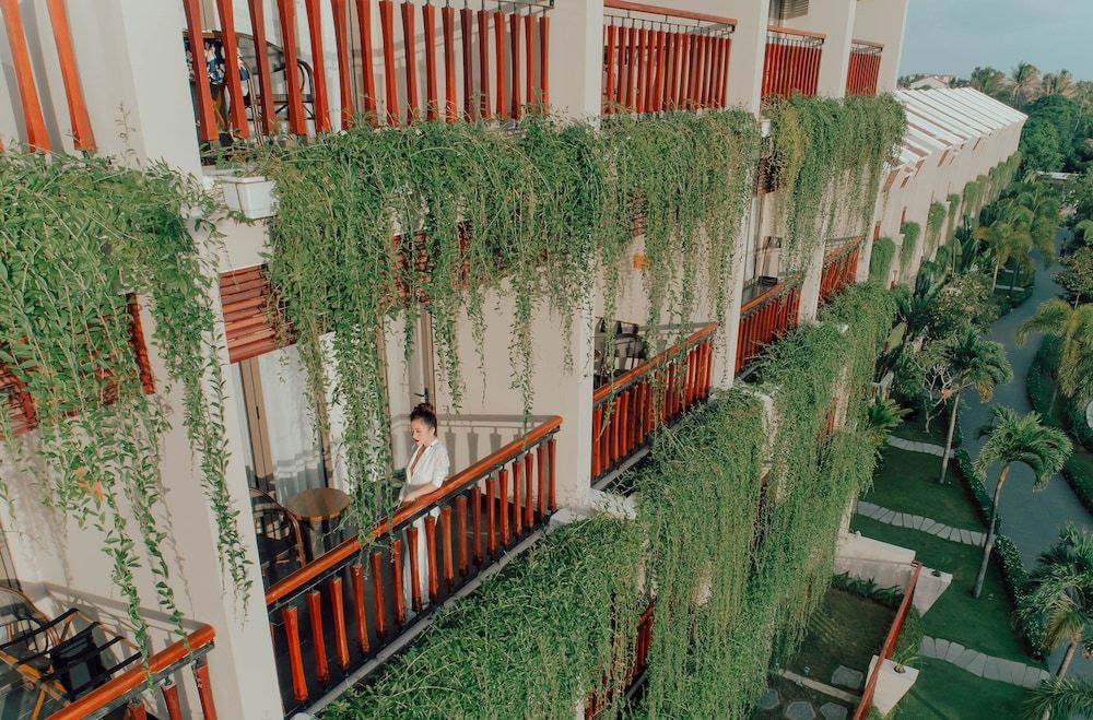 undefined Silk Sense Hoi An River Resort 8