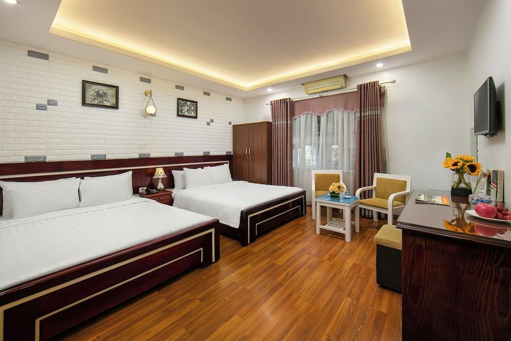 undefined New Airport Hotel 5