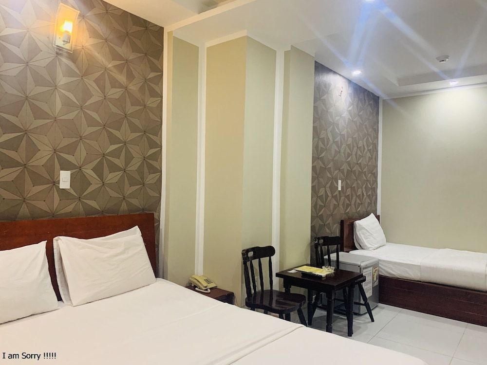 undefined Mi Linh Hotel 2