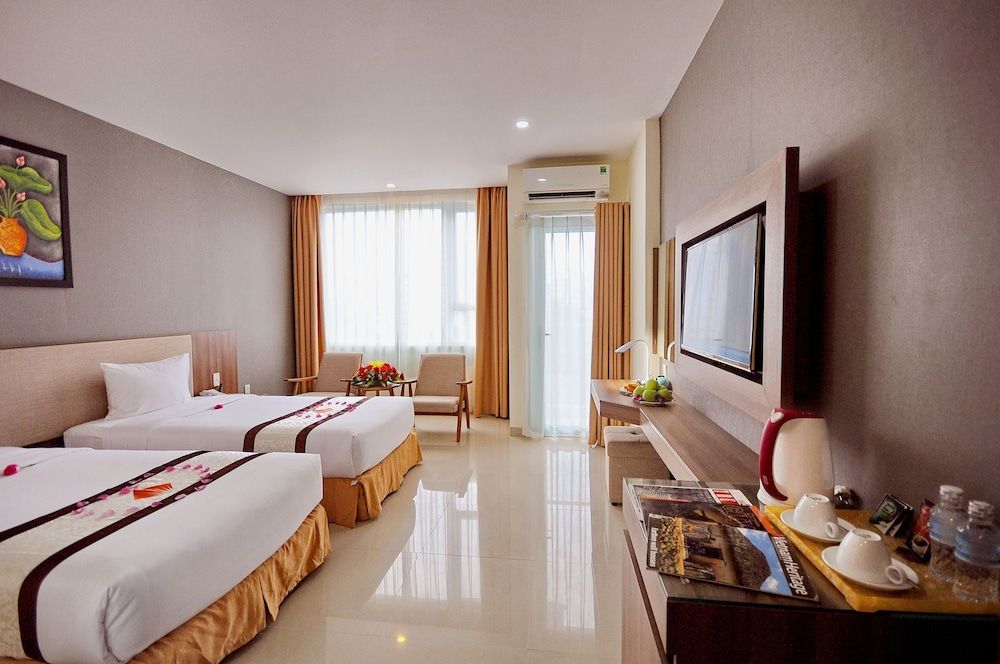 Deluxe Room, Balcony, Mountain View