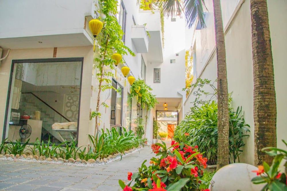 undefined Annie Danang Hotel & Apartment 5