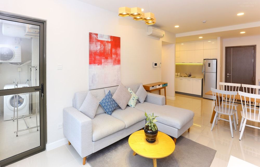 undefined Ami Splendid Rooftop Pool 5