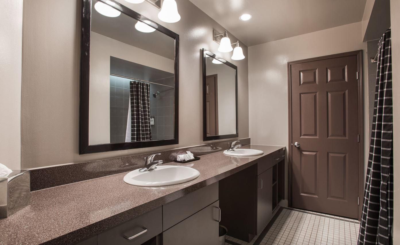 Queen Suite