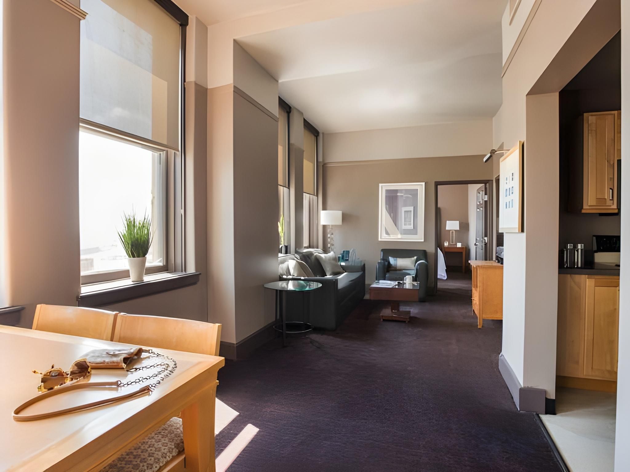 Queen Suite